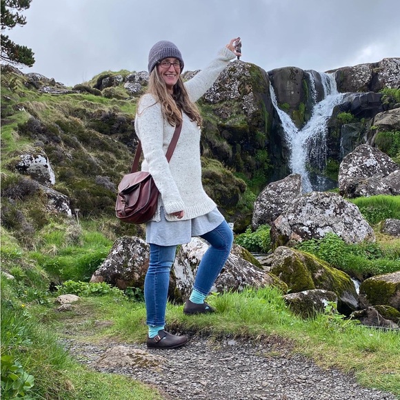 Meet your Posher, Misha - Picture 2 of 4